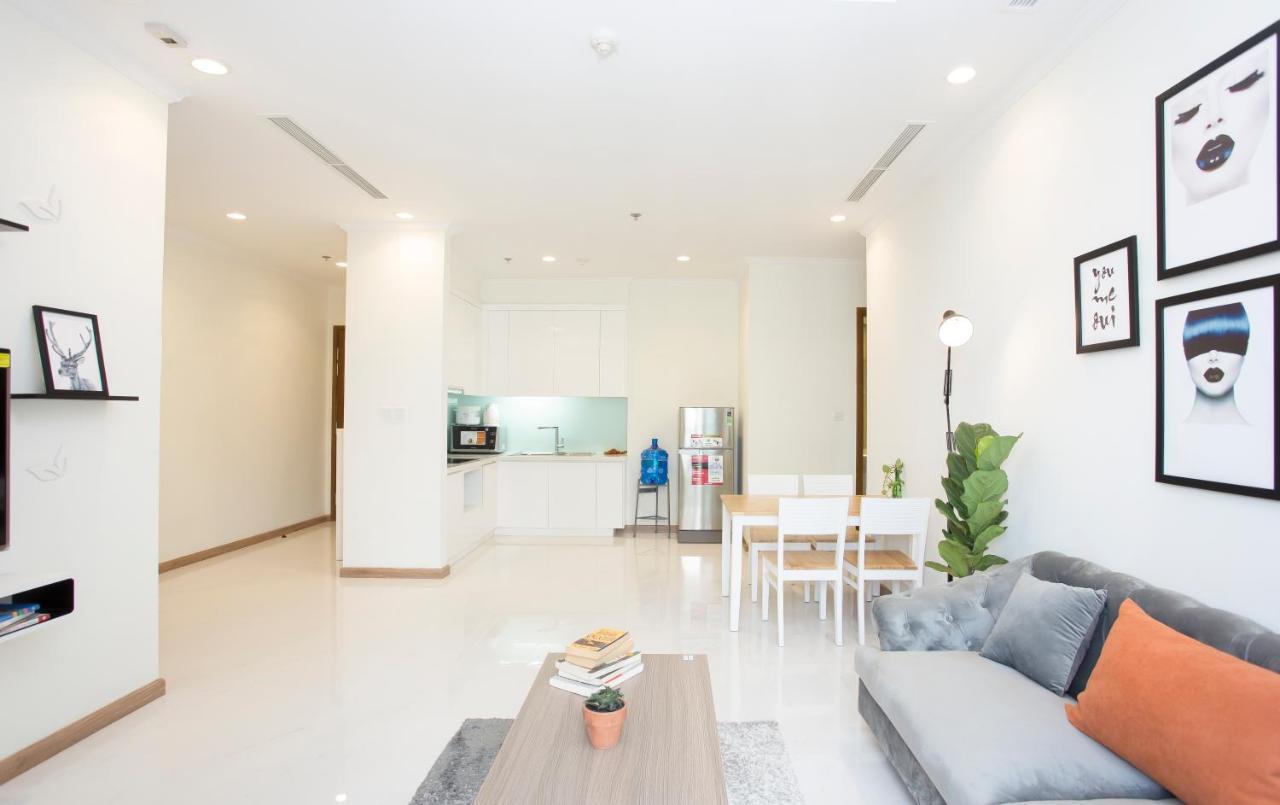 Apartment Your @vinhome Central Park Ho Chi Minh City